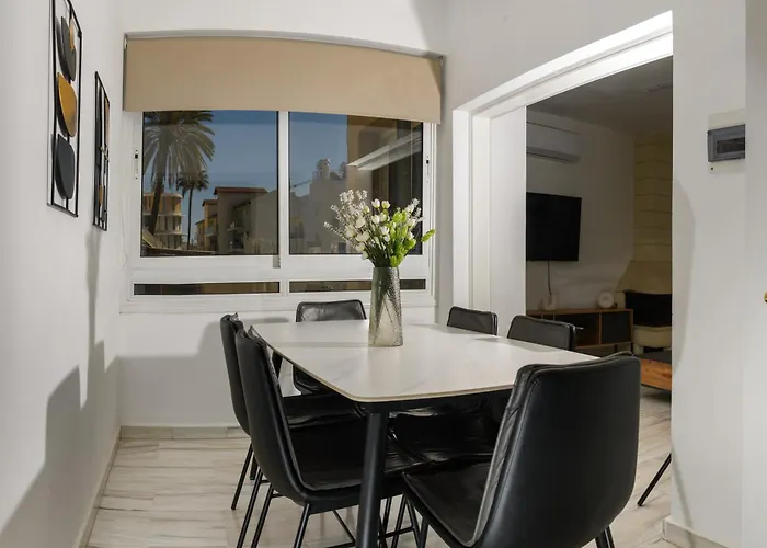 Lejlighed Ariel 3 Bed *