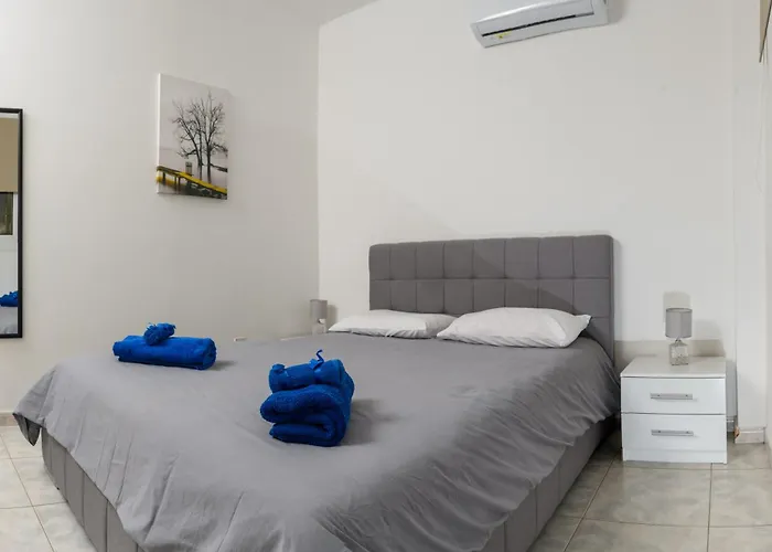 Lejlighed Ariel 3 Bed *